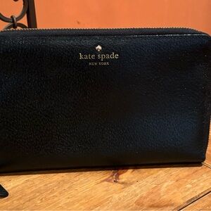 Kate spade travel wallet organizer
